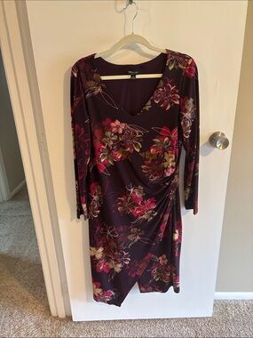 Burgundy Floral Faux-Wrap Long Sleeve Dress
Worn once to a wedding